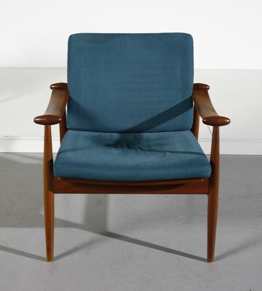 JUHL FINN (1912 - 1989) : Coppia di poltrone mod. 133 per France & Son  - Asta Asta 420 | DESIGN E ARTI DECORATIVE DEL NOVECENTO Online - Associazione Nazionale - Case d'Asta italiane