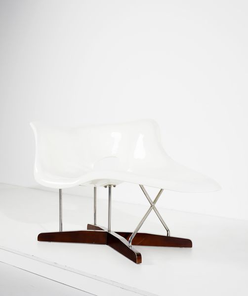 EAMES CHARLES (1907-1978) & RAY (1912-1988) : Chaise longue mod. La Chaise per Vitra  - Asta Asta 420 | DESIGN E ARTI DECORATIVE DEL NOVECENTO Online - Associazione Nazionale - Case d'Asta italiane