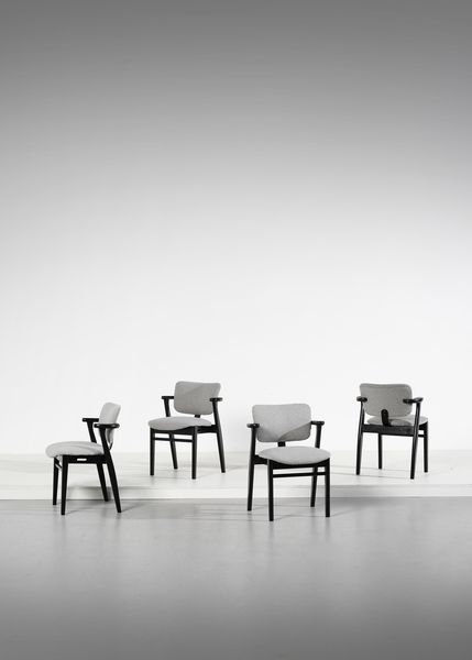 TAPIOVAARA ILMARI (1914 - 1999) : attribuito. Quattro sedie con braccioli mod. Domus  - Asta Asta 420 | DESIGN E ARTI DECORATIVE DEL NOVECENTO Online - Associazione Nazionale - Case d'Asta italiane