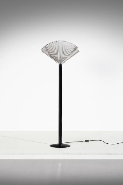 SCARPA AFRA (1937-2011) & TOBIA (n. 1935) : Lampada da terra mod. Butterfly per Flos  - Asta Asta 420 | DESIGN E ARTI DECORATIVE DEL NOVECENTO Online - Associazione Nazionale - Case d'Asta italiane