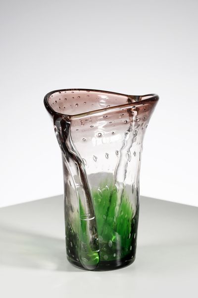 MANIFATTURA MURANESE : Vaso in vetro trasparente, decorato sul corpo da bolle e sfumature in vetro colorato  - Asta Asta 420 | DESIGN E ARTI DECORATIVE DEL NOVECENTO Online - Associazione Nazionale - Case d'Asta italiane