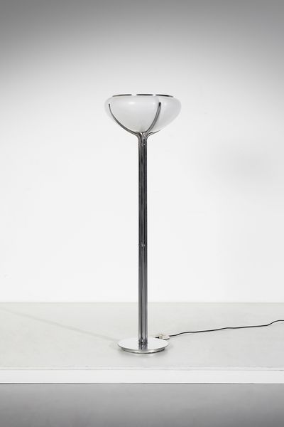 AULENTI GAE (1927 - 2012) : Lampada da terra mod. Quadrifoglio per Harvey Guzzini  - Asta Asta 420 | DESIGN E ARTI DECORATIVE DEL NOVECENTO Online - Associazione Nazionale - Case d'Asta italiane