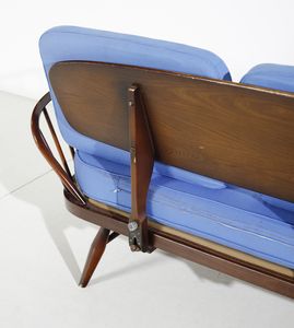 ERCOLANI LUCIAN RANDOLPH (1988 - 1976) : Divano mod. Studio Couch per Ercol  - Asta Asta 420 | DESIGN E ARTI DECORATIVE DEL NOVECENTO Online - Associazione Nazionale - Case d'Asta italiane