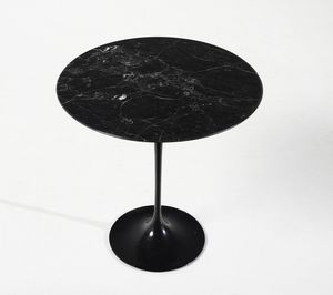 SAARINEN EERO (1910 - 1961) : Coppia di tavoli da salotto mod. Tulip per Knoll  - Asta Asta 420 | DESIGN E ARTI DECORATIVE DEL NOVECENTO Online - Associazione Nazionale - Case d'Asta italiane