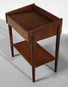 MOGENSEN BORGE (1914 - 1972) : Coppia di comodini mod. 148 per Soborg Mobler  - Asta Asta 420 | DESIGN E ARTI DECORATIVE DEL NOVECENTO Online - Associazione Nazionale - Case d'Asta italiane