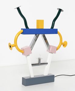 SOTTSASS ETTORE (1917 - 2007) - Lampada da tavolo mod. Ashoka per Memphis