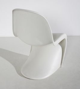 PANTON VERNER (1926 - 1998) : Lotto di otto sedie mod. Panton Chair per Vitra  - Asta Asta 420 | DESIGN E ARTI DECORATIVE DEL NOVECENTO Online - Associazione Nazionale - Case d'Asta italiane