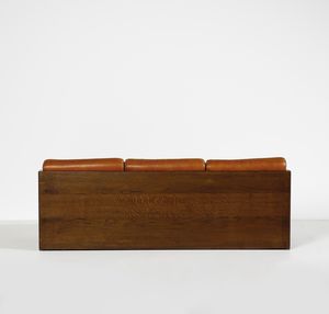 RIVADOSSI GIUSEPPE (n. 1935) : Divano a tre posti per Officina Rivadossi  - Asta Asta 420 | DESIGN E ARTI DECORATIVE DEL NOVECENTO Online - Associazione Nazionale - Case d'Asta italiane