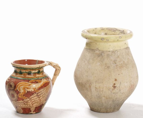 Piccola giara in terracotta e un vaso in terracotta con rotture  - Asta Antiquariato Settembre - Associazione Nazionale - Case d'Asta italiane