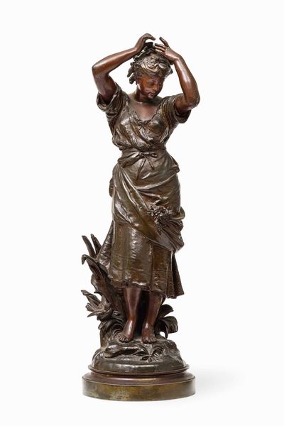 Figura femminile. Bronzo fuso e cesellato. Fonditore francese del XIX-XX secolo  - Asta Scultura - Associazione Nazionale - Case d'Asta italiane