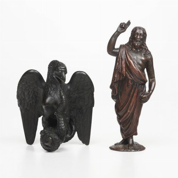 Due antichi bronzi, Cristo benedicente e aquila che ghermisce un serpente  - Asta Scultura - Associazione Nazionale - Case d'Asta italiane