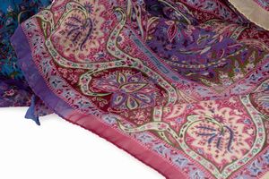 Etro : Grand foulard  - Asta Fashion Preloved - Associazione Nazionale - Case d'Asta italiane