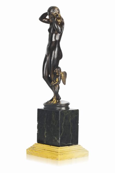 Venere Anadiomene con Cupido  - Asta Cuprum. Reloaded. Bronzetti dal Medioevo all'800 - Associazione Nazionale - Case d'Asta italiane