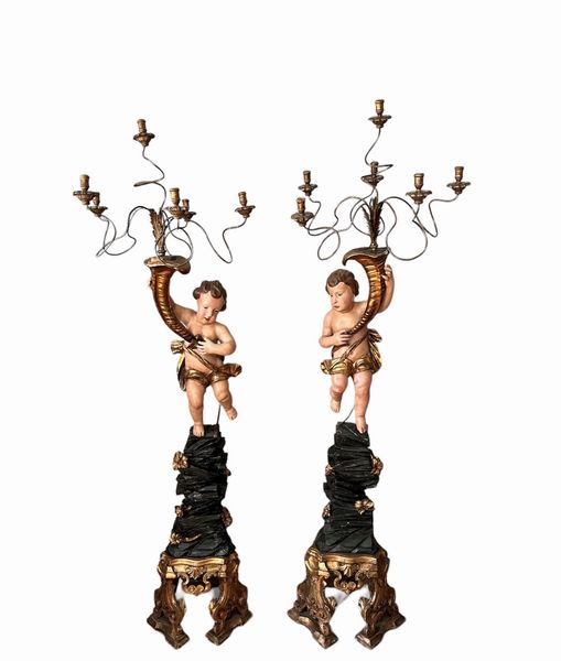 Coppia di putti Luigi XVI in legno dorato - Sicilia, XVIII secolo  - Asta Mobili e Oggetti d'Arte dal XVII all'inizio del XX Secolo - Associazione Nazionale - Case d'Asta italiane