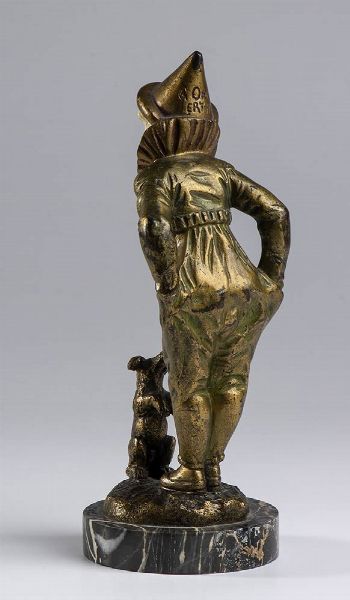 Scultura francese in bronzo raffigurante Pierrot - firmata OMERTH Georges (attivo 1895-1925)  - Asta Mobili e Oggetti d'Arte dal XVII all'inizio del XX Secolo - Associazione Nazionale - Case d'Asta italiane