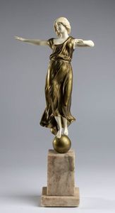 Scultura francese in bronzo raffigurante  l'equilibrio - firmata MARTEN  - Asta Mobili e Oggetti d'Arte dal XVII all'inizio del XX Secolo - Associazione Nazionale - Case d'Asta italiane