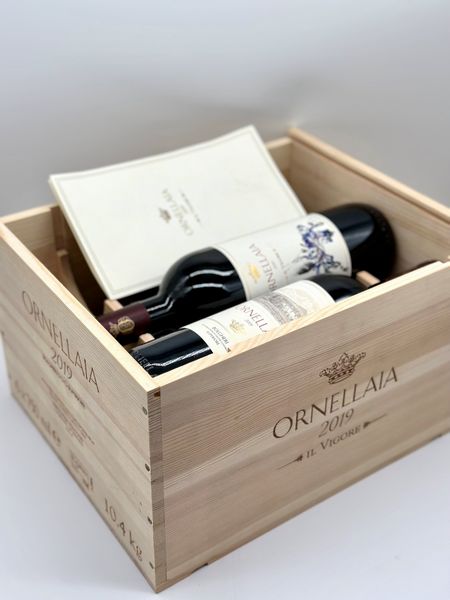 Tenuta dell'Ornellaia Bolgheri Superiore, Ornellaia Vendemmia d'Artista Il Vigore  - Asta Vini e Distillati. D'Annata, Pregiati e da Collezione - Associazione Nazionale - Case d'Asta italiane