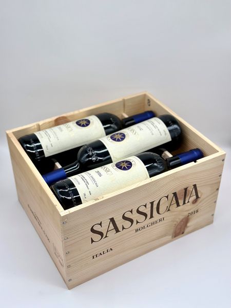 Tenuta San Guido Bolgheri, Sassicaia  - Asta Vini e Distillati. D'Annata, Pregiati e da Collezione - Associazione Nazionale - Case d'Asta italiane