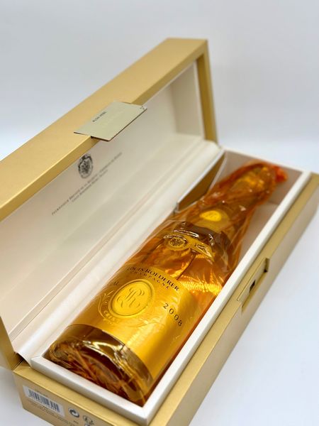 Louis Roederer, Cristal Brut Vintage 2008  - Asta Vini e Distillati. D'Annata, Pregiati e da Collezione - Associazione Nazionale - Case d'Asta italiane