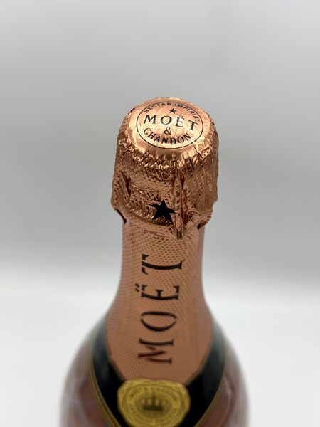 Moët & Chandon, N.I.R. Nectar Impérial Rosé Dry  - Asta Vini e Distillati. D'Annata, Pregiati e da Collezione - Associazione Nazionale - Case d'Asta italiane