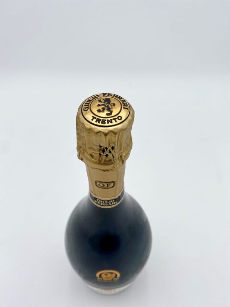 Fratelli Lunelli Ferrari, Giulio Ferrari Riserva del Fondatore Metodo Classico Trentodoc 2000 Limited Edition  - Asta Vini e Distillati. D'Annata, Pregiati e da Collezione - Associazione Nazionale - Case d'Asta italiane