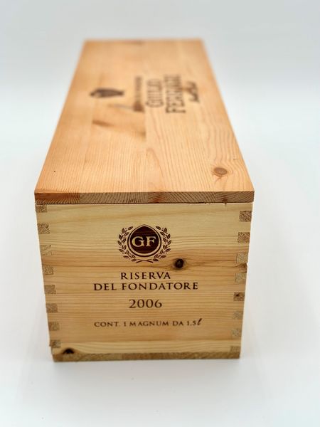 Fratelli Lunelli Ferrari, Giulio Ferrari Riserva del Fondatore Metodo Classico Trentodoc 2006  - Asta Vini e Distillati. D'Annata, Pregiati e da Collezione - Associazione Nazionale - Case d'Asta italiane