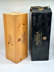 Fratelli Lunelli Ferrari, Giulio Ferrari Riserva del Fondatore Metodo Classico Trentodoc 2000  - Asta Vini e Distillati. D'Annata, Pregiati e da Collezione - Associazione Nazionale - Case d'Asta italiane