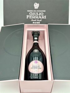 Fratelli Lunelli Ferrari, Giulio Ferrari Riserva del Fondatore Rosè Trentodoc 2007  - Asta Vini e Distillati. D'Annata, Pregiati e da Collezione - Associazione Nazionale - Case d'Asta italiane