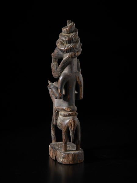 Senufo - Costa d'Avorio/Mali : Scultura in forma di cavallo e cavaliere. Legno a patina nera.  - Asta Asta 422 | AFRICA, OCEANIA E AMERICHE - ARTIGIANATO AFRICANO: VARI COMMITTENTI E SELEZIONE DALLA COLLEZIONE BARTOLOMUCCI Online - Associazione Nazionale - Case d'Asta italiane