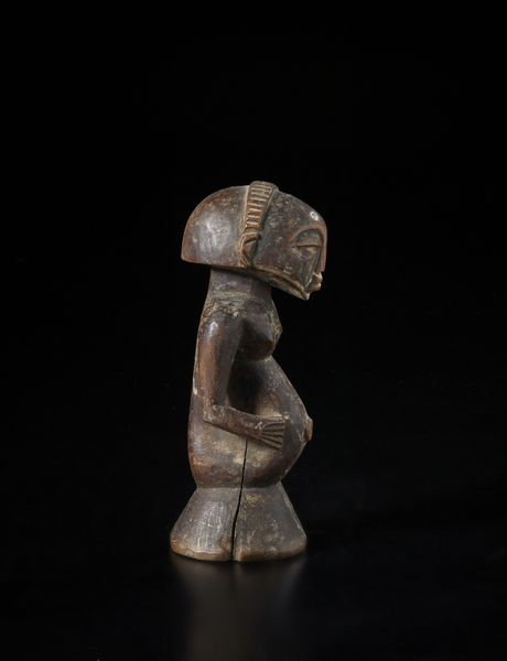 Luba - Repubblica Democratica del Congo : Scultura antropomorfa. Legno duro a  patina scura.  - Asta Asta 422 | AFRICA, OCEANIA E AMERICHE - ARTIGIANATO AFRICANO: VARI COMMITTENTI E SELEZIONE DALLA COLLEZIONE BARTOLOMUCCI Online - Associazione Nazionale - Case d'Asta italiane