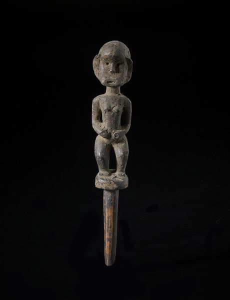 Fang - Gabon : Tappo per contenitore di sostanze magiche o picchetto da reliquiario.Legno con patina crostosa scura e pigmento.  - Asta Asta 422 | AFRICA, OCEANIA E AMERICHE - ARTIGIANATO AFRICANO: VARI COMMITTENTI E SELEZIONE DALLA COLLEZIONE BARTOLOMUCCI Online - Associazione Nazionale - Case d'Asta italiane