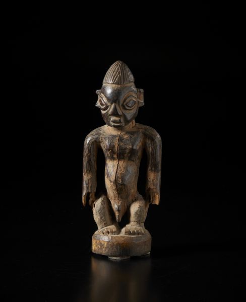 Yoruba -Nigeria : Scultura antropomorfa di gemello Ibeji singolo. Legno a patina scura.  - Asta Asta 422 | AFRICA, OCEANIA E AMERICHE - ARTIGIANATO AFRICANO: VARI COMMITTENTI E SELEZIONE DALLA COLLEZIONE BARTOLOMUCCI Online - Associazione Nazionale - Case d'Asta italiane