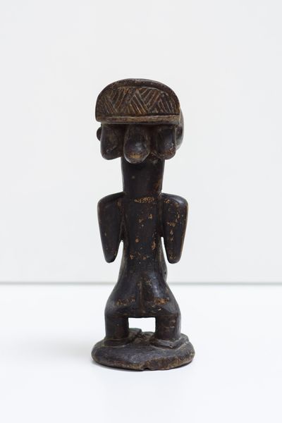 Hemba - Repubblica Democratica del Congo : Scultura antropomorfa femminile.Legno duro a patina scura.  - Asta Asta 422 | AFRICA, OCEANIA E AMERICHE - ARTIGIANATO AFRICANO: VARI COMMITTENTI E SELEZIONE DALLA COLLEZIONE BARTOLOMUCCI Online - Associazione Nazionale - Case d'Asta italiane