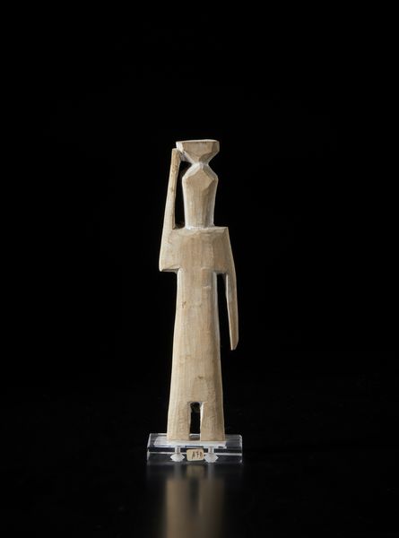 Adan - Togo/Ghana : Scultura antropomorfa stilizzata Aklama. Legno duro a patina chiara e caolino.  - Asta Asta 422 | AFRICA, OCEANIA E AMERICHE - ARTIGIANATO AFRICANO: VARI COMMITTENTI E SELEZIONE DALLA COLLEZIONE BARTOLOMUCCI Online - Associazione Nazionale - Case d'Asta italiane