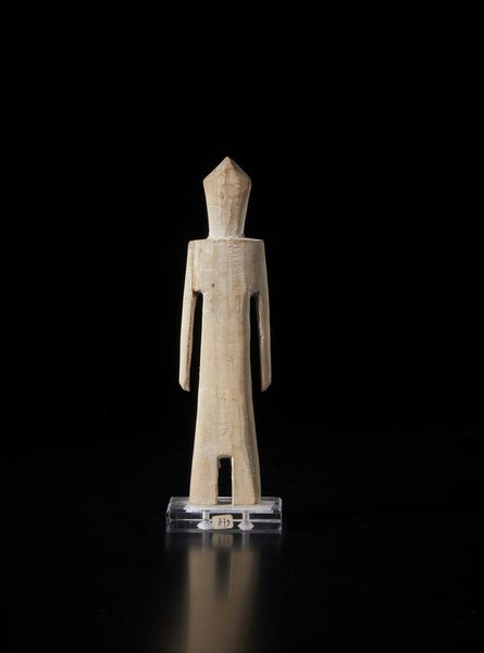 Adan - Togo/Ghana : Scultura antropomorfa stilizzata Aklama. Legno duro a patina chiara e caolino.  - Asta Asta 422 | AFRICA, OCEANIA E AMERICHE - ARTIGIANATO AFRICANO: VARI COMMITTENTI E SELEZIONE DALLA COLLEZIONE BARTOLOMUCCI Online - Associazione Nazionale - Case d'Asta italiane