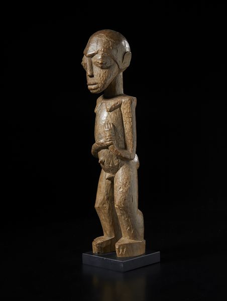 Lobi - Burkina Faso/Costa d'Avorio : Scultura antropomorfa Bateba.Legno duro a patina naturale.  - Asta Asta 422 | AFRICA, OCEANIA E AMERICHE - ARTIGIANATO AFRICANO: VARI COMMITTENTI E SELEZIONE DALLA COLLEZIONE BARTOLOMUCCI Online - Associazione Nazionale - Case d'Asta italiane