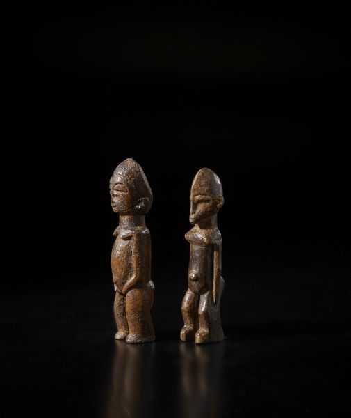 Lobi - Burkina Faso : Lotto composto da due sculture Bateba di diversa dimensione e qualit d'intaglio. Legno duro a patine differenti.  - Asta Asta 422 | AFRICA, OCEANIA E AMERICHE - ARTIGIANATO AFRICANO: VARI COMMITTENTI E SELEZIONE DALLA COLLEZIONE BARTOLOMUCCI Online - Associazione Nazionale - Case d'Asta italiane