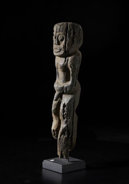 Fon - Nigeria/Benin : Scultura antropomorfa. Legno.  - Asta Asta 422 | AFRICA, OCEANIA E AMERICHE - ARTIGIANATO AFRICANO: VARI COMMITTENTI E SELEZIONE DALLA COLLEZIONE BARTOLOMUCCI Online - Associazione Nazionale - Case d'Asta italiane