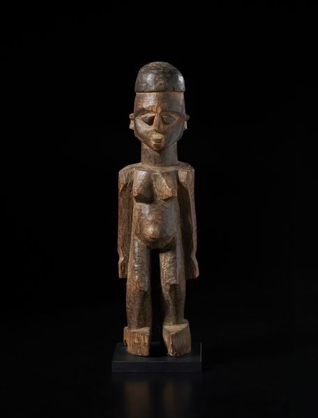 Lobi - Burkina Faso/Costa d'Avorio : Scultura antropomorfa Bateba. Legno duro a patina naturale e pigmento.  - Asta Asta 422 | AFRICA, OCEANIA E AMERICHE - ARTIGIANATO AFRICANO: VARI COMMITTENTI E SELEZIONE DALLA COLLEZIONE BARTOLOMUCCI Online - Associazione Nazionale - Case d'Asta italiane