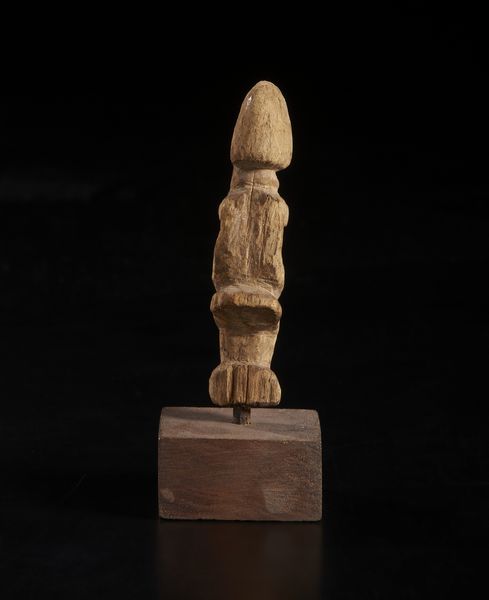 Dogon - Mali : Piccola scultura antropomorfa stilizzata.Legno a patina naturale.  - Asta Asta 422 | AFRICA, OCEANIA E AMERICHE - ARTIGIANATO AFRICANO: VARI COMMITTENTI E SELEZIONE DALLA COLLEZIONE BARTOLOMUCCI Online - Associazione Nazionale - Case d'Asta italiane