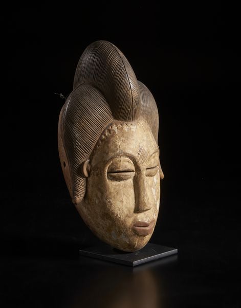 Punu - Gabon/Regione del fiume Ngouni : Maschera antropomorfa. Legno, pigmenti e caolino.  - Asta Asta 422 | AFRICA, OCEANIA E AMERICHE - ARTIGIANATO AFRICANO: VARI COMMITTENTI E SELEZIONE DALLA COLLEZIONE BARTOLOMUCCI Online - Associazione Nazionale - Case d'Asta italiane