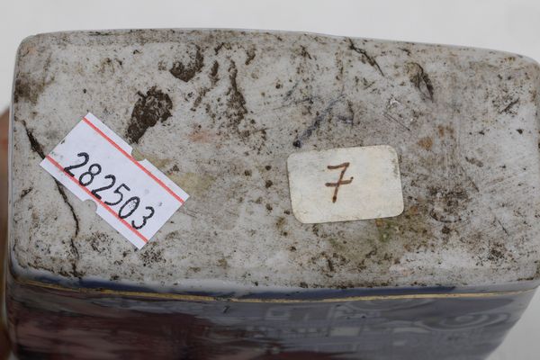 Ventun scatole porta tè Cina ed Europa, XVIII-XX secolo.<BR>  - Asta Maioliche e Porcellane - Associazione Nazionale - Case d'Asta italiane