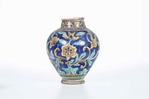 Vaso a boccia.<BR>Sicilia, Caltagirone, XIX secolo.  - Asta Maioliche e Porcellane - Associazione Nazionale - Case d'Asta italiane