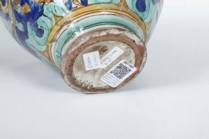 Vaso a boccia.<BR>Sicilia, Caltagirone, XIX secolo.  - Asta Maioliche e Porcellane - Associazione Nazionale - Case d'Asta italiane