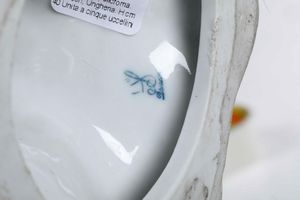 Figura di upupa.<BR>Germania, Manifattura di Potschappel, seconda metÃ  del XX secolo.  - Asta Maioliche e Porcellane - Associazione Nazionale - Case d'Asta italiane