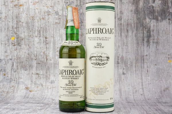 Laphroaig  - Asta September Spirits - Whisky, Whiskey e Bourbon da Collezione - Associazione Nazionale - Case d'Asta italiane