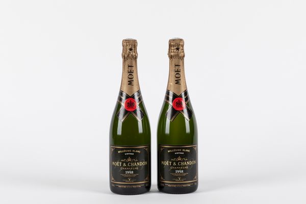 FRANCIA : Moet & Chandon Grand Vintage Brut 2 bts 1998  - Asta Vini e Distillati - Associazione Nazionale - Case d'Asta italiane