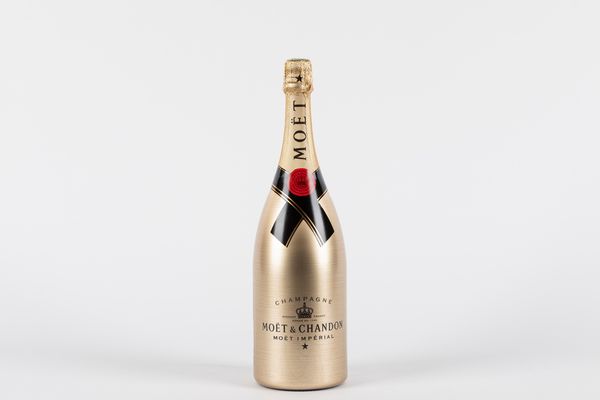 FRANCIA : Moet & Chandon Brut Imperial Gold Bottle Limited Edition Magnum (1 BT)  - Asta Vini e Distillati - Associazione Nazionale - Case d'Asta italiane