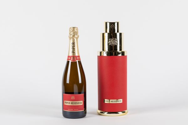 FRANCIA : Piper Heidsieck Perfume Edition Cuvee Brut (1 BT)  - Asta Vini e Distillati - Associazione Nazionale - Case d'Asta italiane