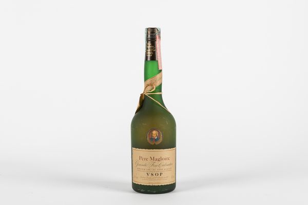 FRANCIA : Pere Magloire VSOP Grande Fine Calvados (1 BT)  - Asta Vini e Distillati - Associazione Nazionale - Case d'Asta italiane